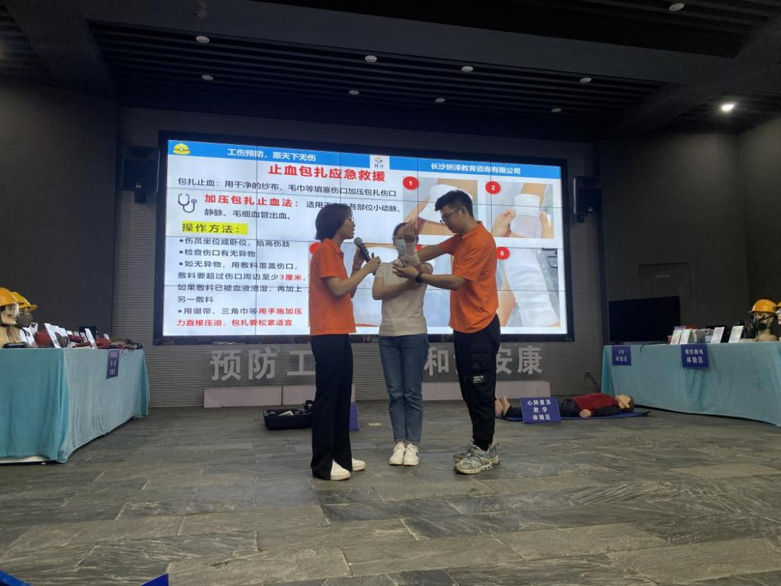 1655956892138114.jpg 05.jpg