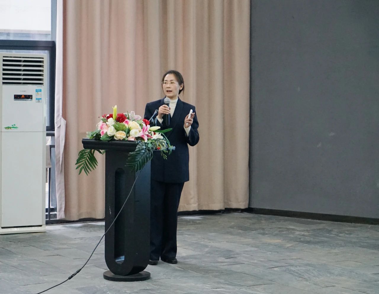 1673938886564576.jpg 9.jpg